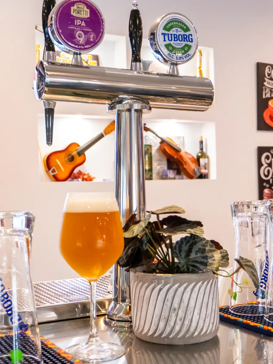 planet-cafe-12-bar-olbia